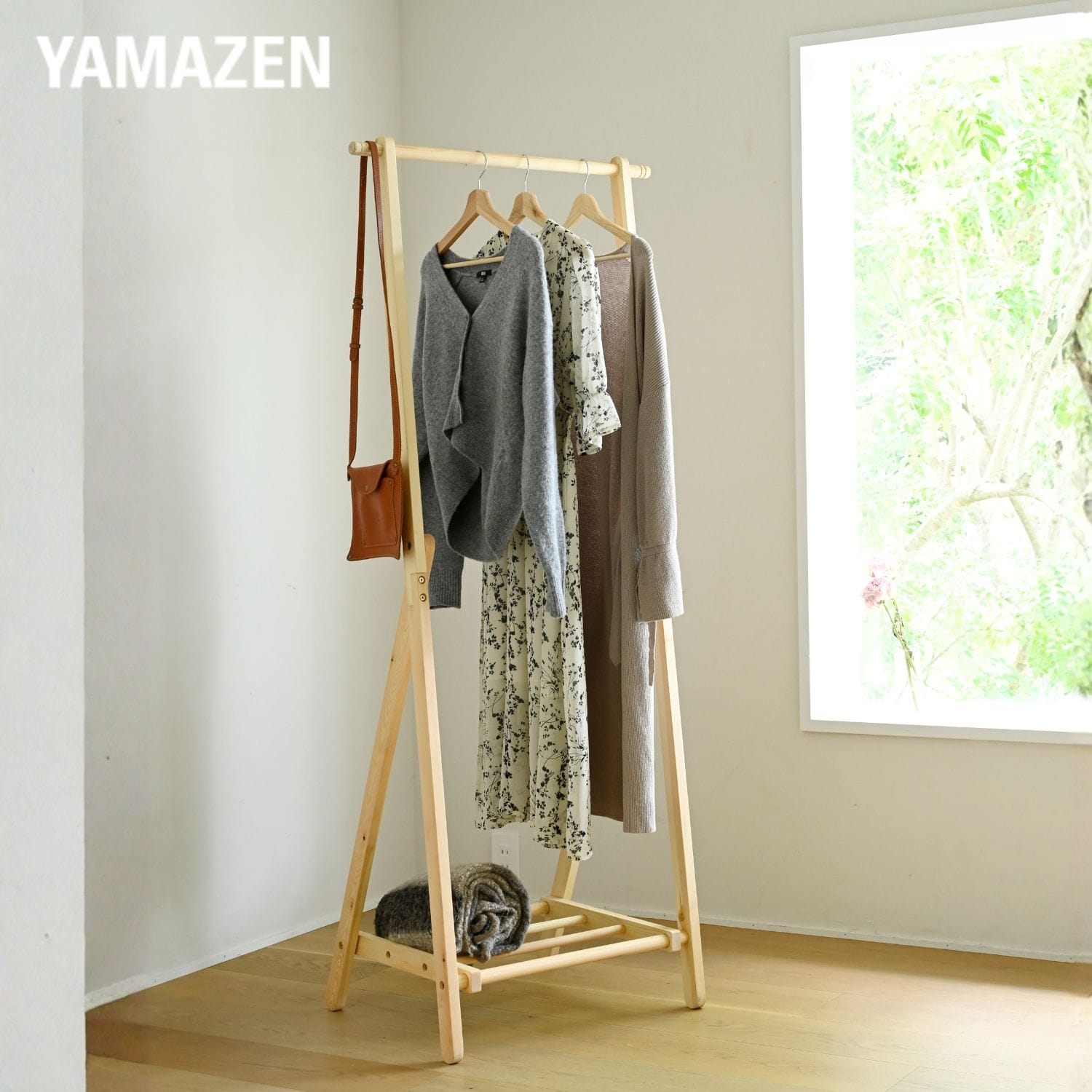 ハンガーラック 棚付き パイン材 幅68.5 奥行47.5 高さ165cm SCH-165(NA) 山善 YAMAZEN