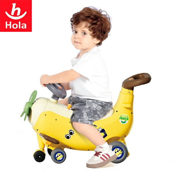 回るプロペラ!バナナひこうき(対象年齢1歳から3歳まで) TYHOLHE9983 オラトイズ Hola Toys