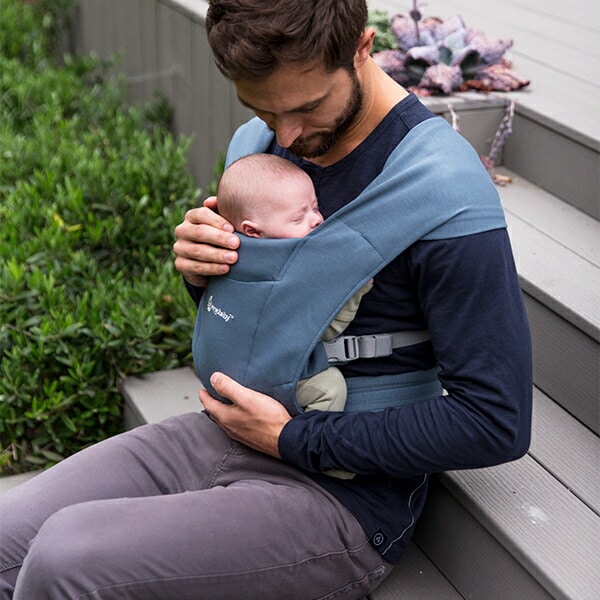 (日本正規品)EBC EMBRACE エンブレース ベビーキャリア 抱っこ紐 新生児 エルゴベビー Ergobaby