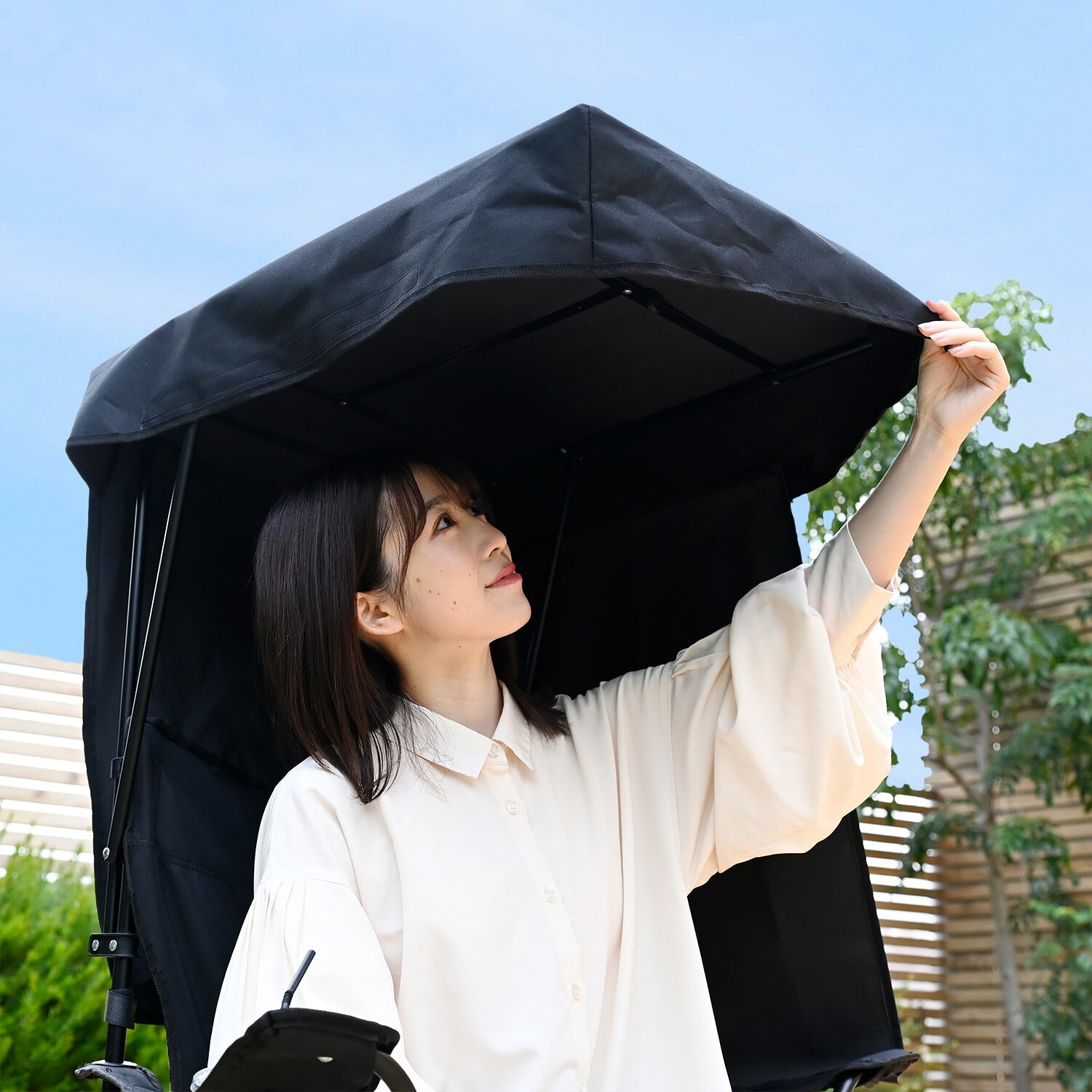 日除けシェード付き アウトドアチェア 折りたたみ SP-210(BK) 山善 YAMAZEN キャンパーズコレクション