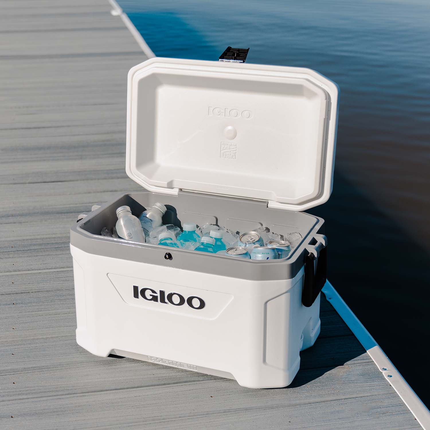 クーラーボックス 大型 マリーンウルトラ70 (66.5L) 釣り 50548 ホワイト イグルー IGLOO