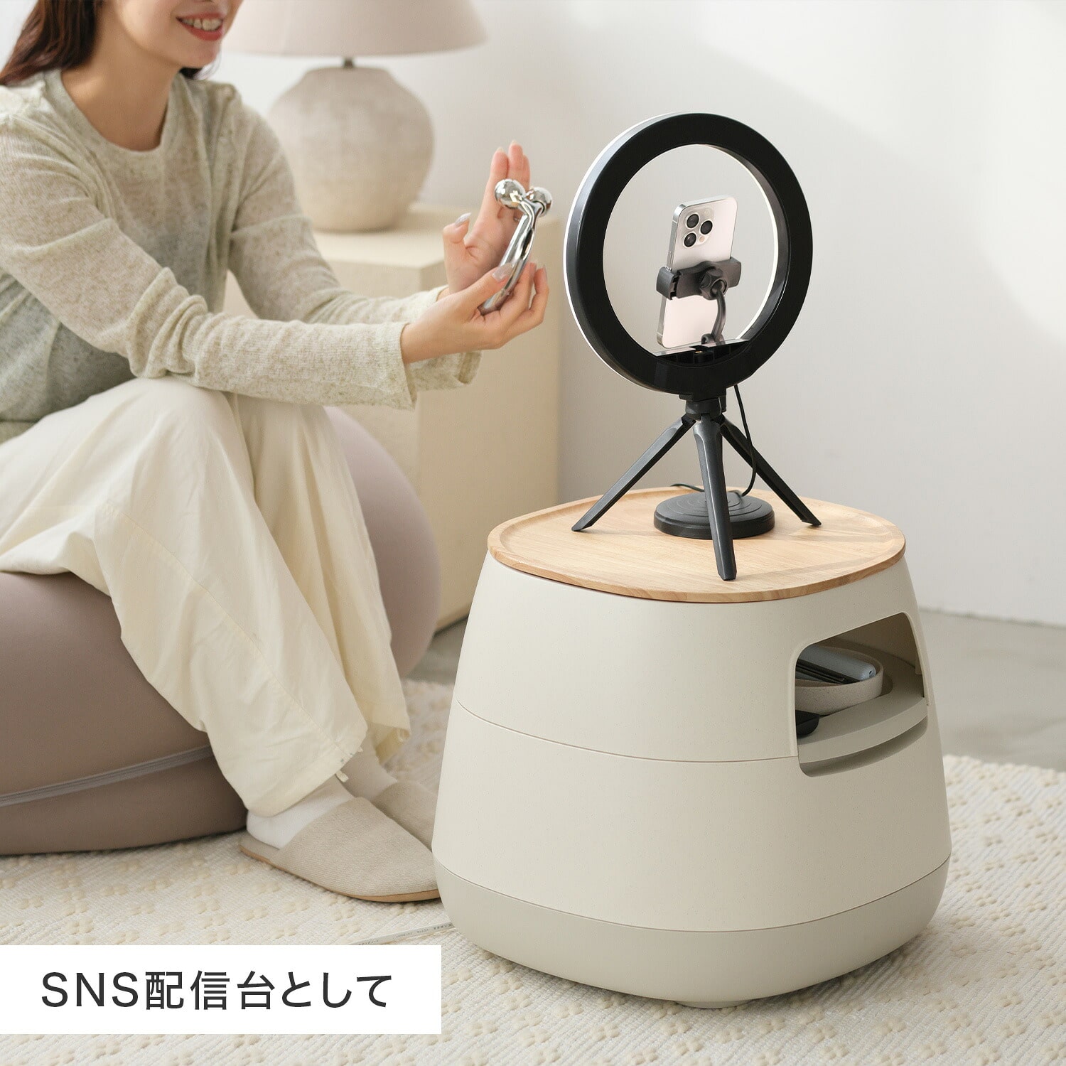 poapel ポアペル 動かせる サイドテーブル 収納 キャスター付き 木天板 リス RISU