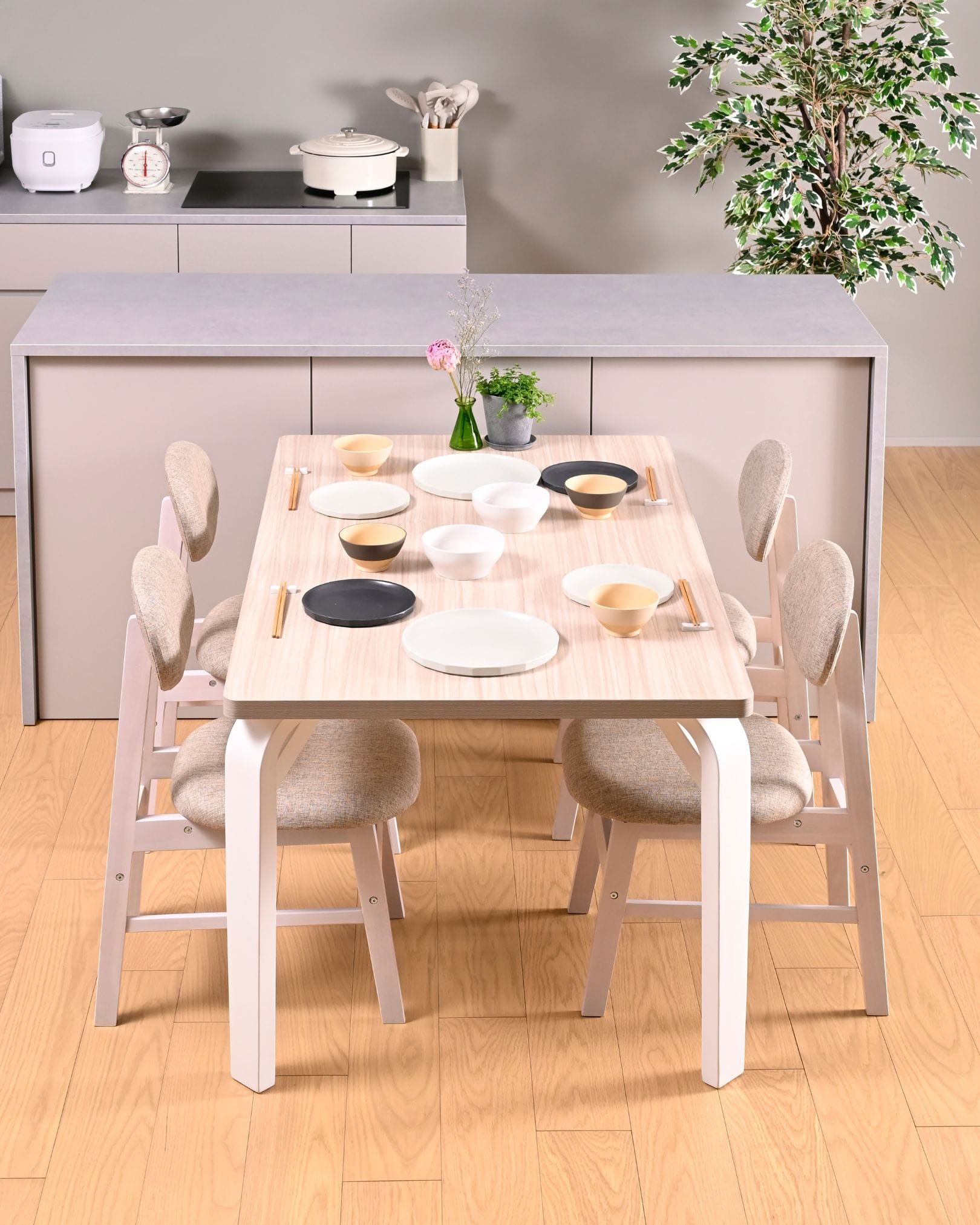 傷に強くて頑丈な ダイニングテーブル 単品/チェア4脚セット 座面高さ43.5/幅131 奥行81 高さ70.5cm  山善 YAMAZEN