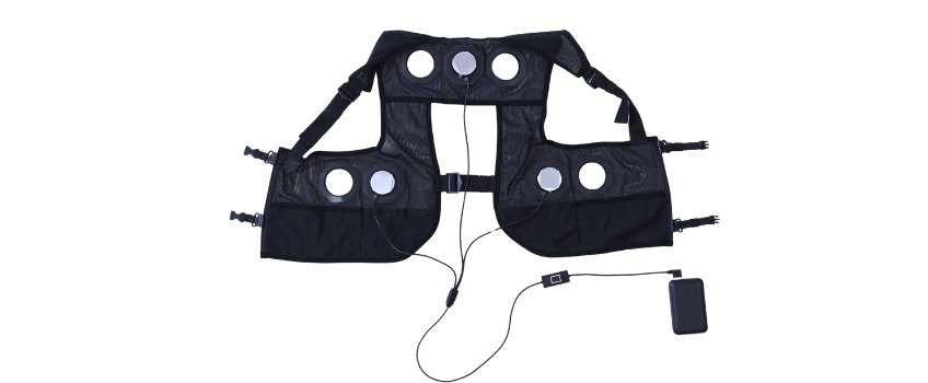 好きな位置に冷却プレートを配置できるペルチェベスト